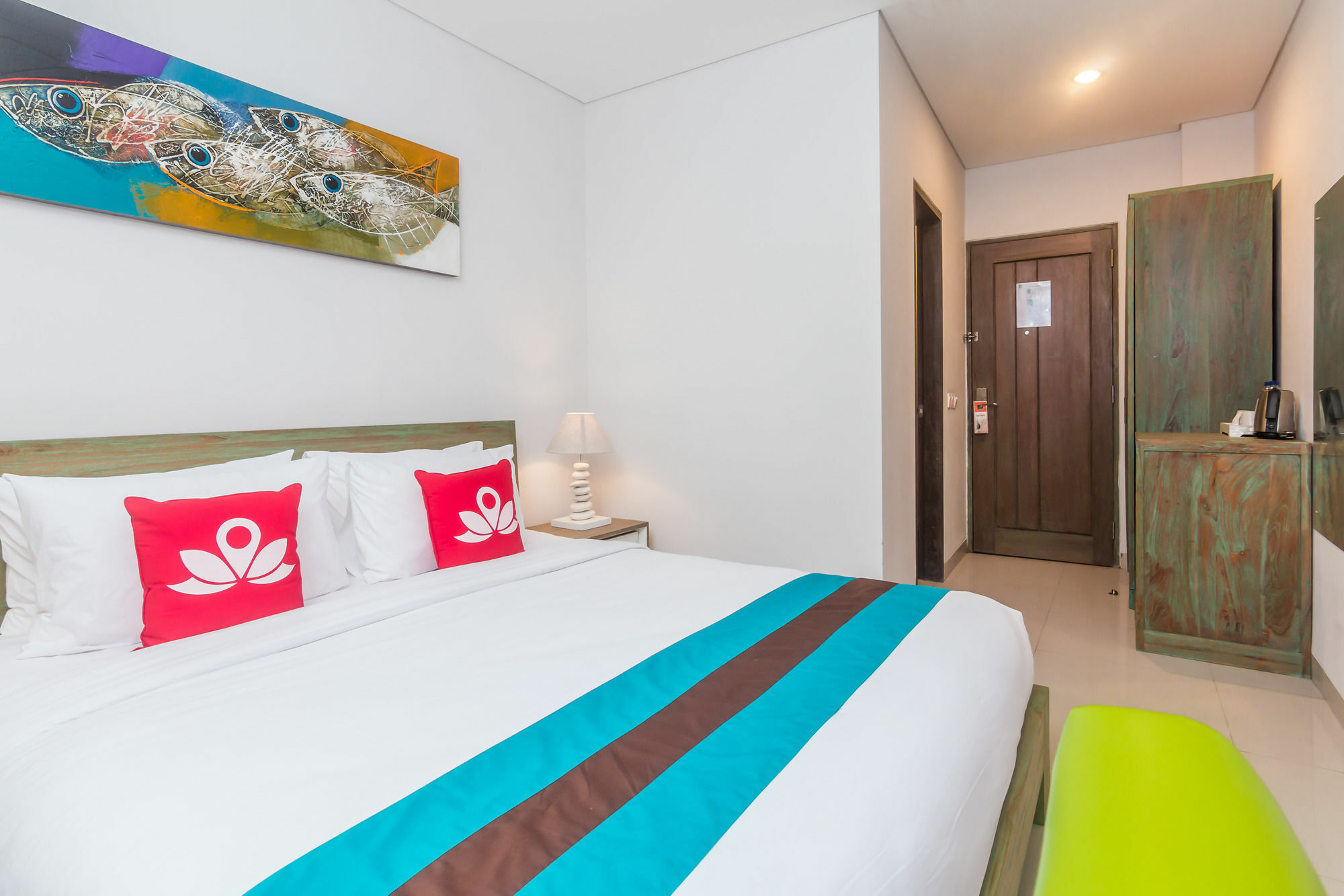 Zen Rooms Seminyak Kayu Jati Exteriör bild