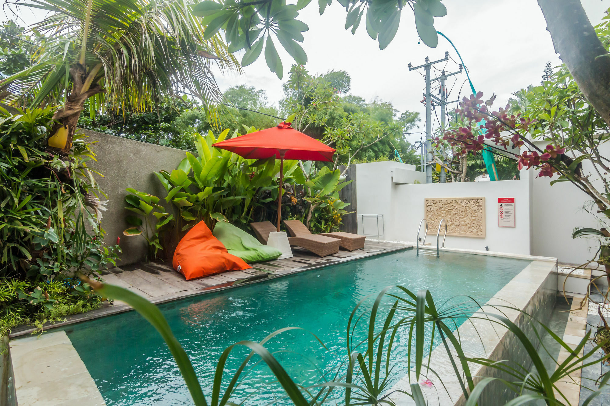 Zen Rooms Seminyak Kayu Jati Exteriör bild